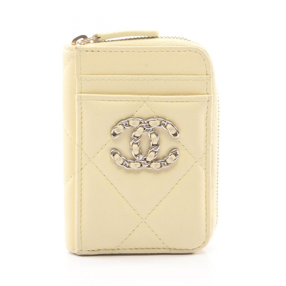 Chanel 19 Dix-Neuf Matelasse Coin #272285C60B
